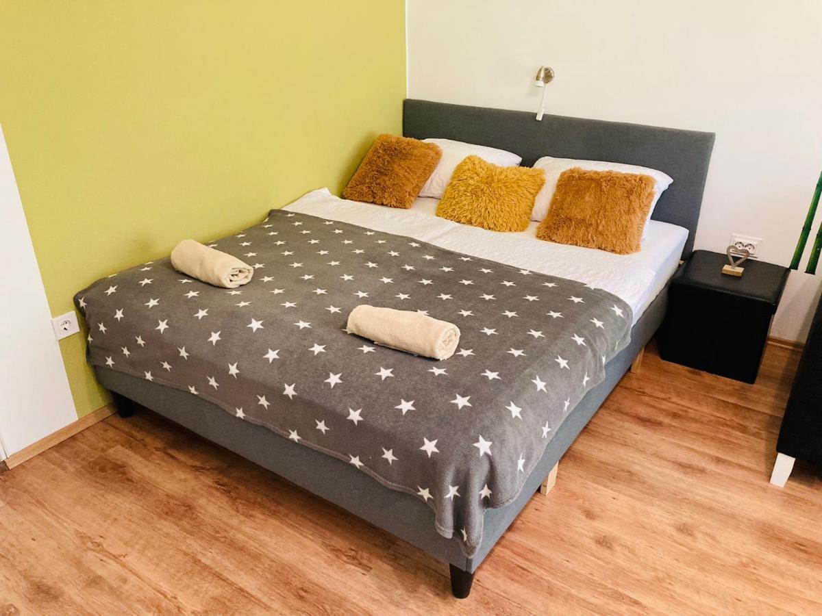 Like Apartman Eger Exterior foto