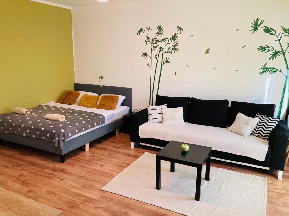 Like Apartman Eger Exterior foto