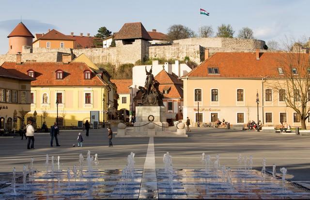 Like Apartman Eger Exterior foto